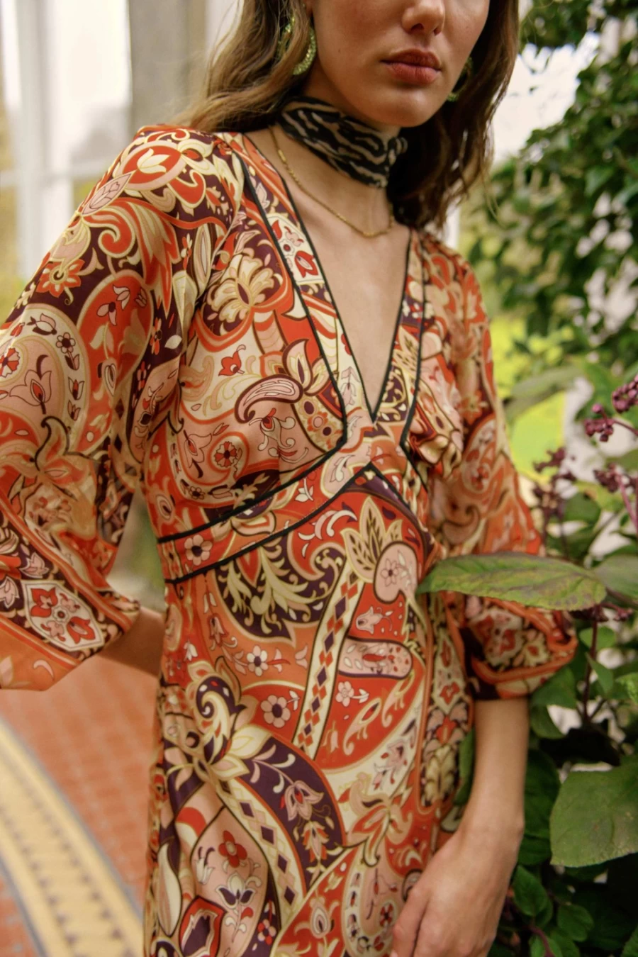 RIXO Women's Ayla Dress in Grace Paisley Canyon Print - Elegant Floral Design